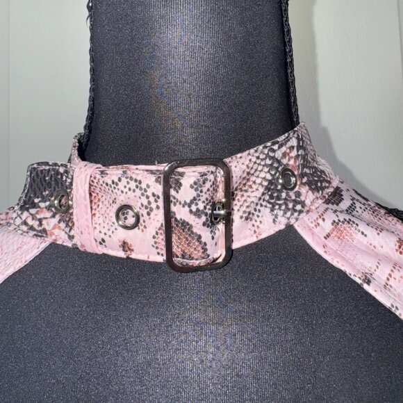 Eden Sky Pink Snake Print 2-Piece Skirt & Halter Top Set NWT Size M Y2K - Picture 4 of 5